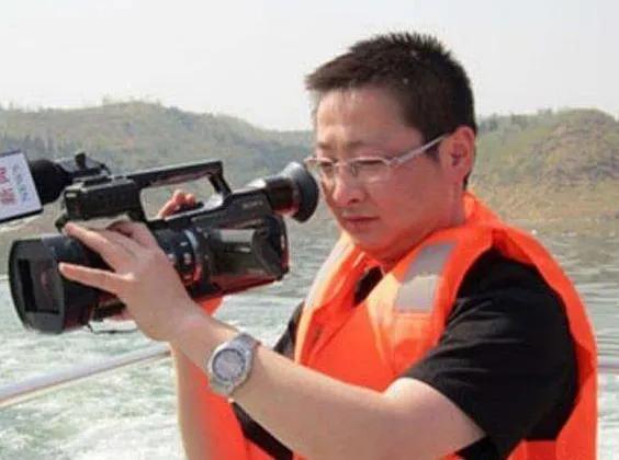 悬赏五十开云 开云体育平台万要一只明胶制作的鱿鱼(图4)